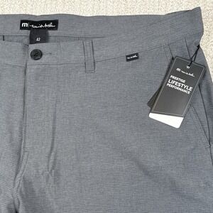NWT Travis Matthew Mens 42 Sand Harbor Gray 11" Performance Golf Shorts